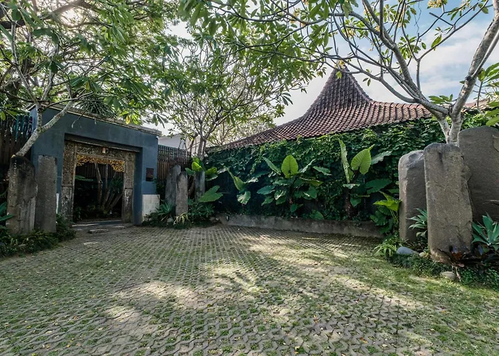 Alam Bidadari Seminyak Villa